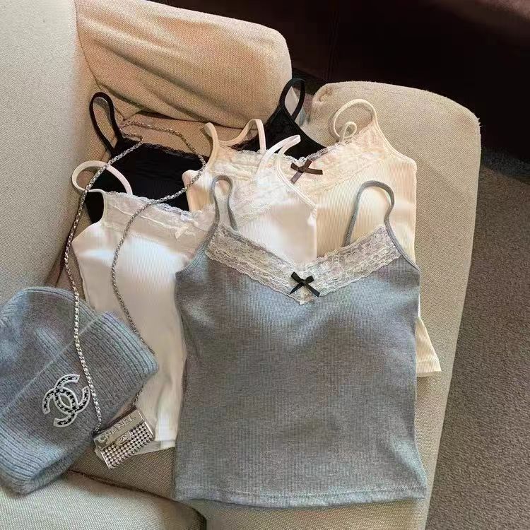 Jade Closet自留款推薦~高級感純欲風蕾絲拼接帶胸墊吊帶短背心女