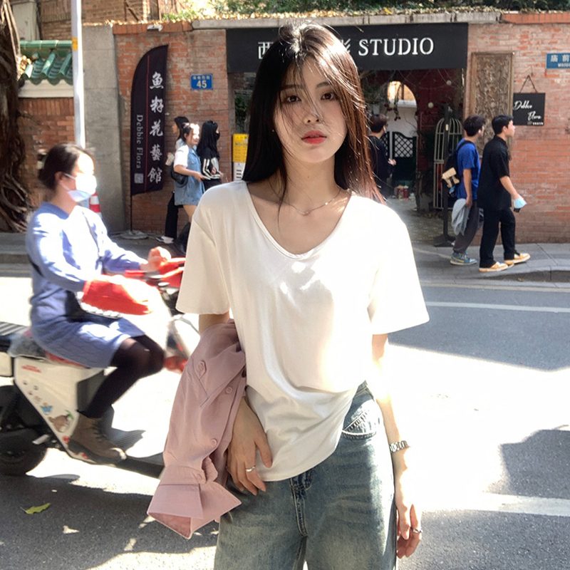 白色正肩短袖t恤女夏季新款內搭打底衫寬鬆顯瘦別致法式上衣