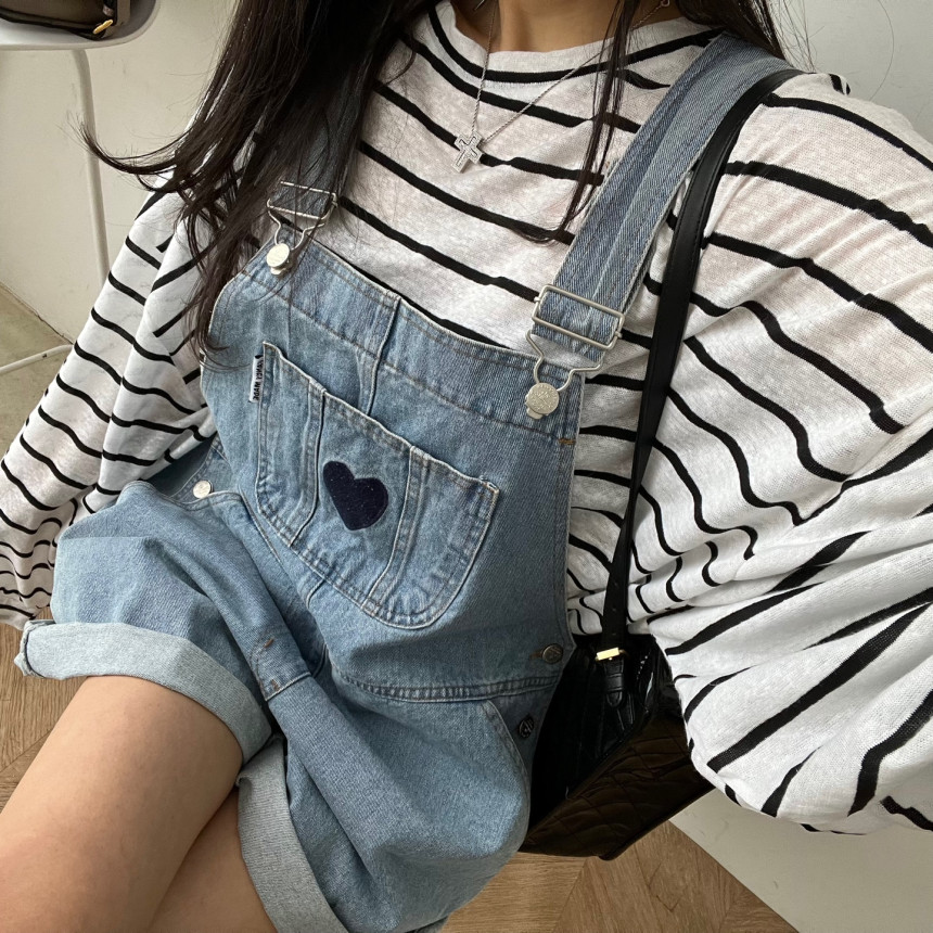 刺繡愛心牛仔背帶短褲