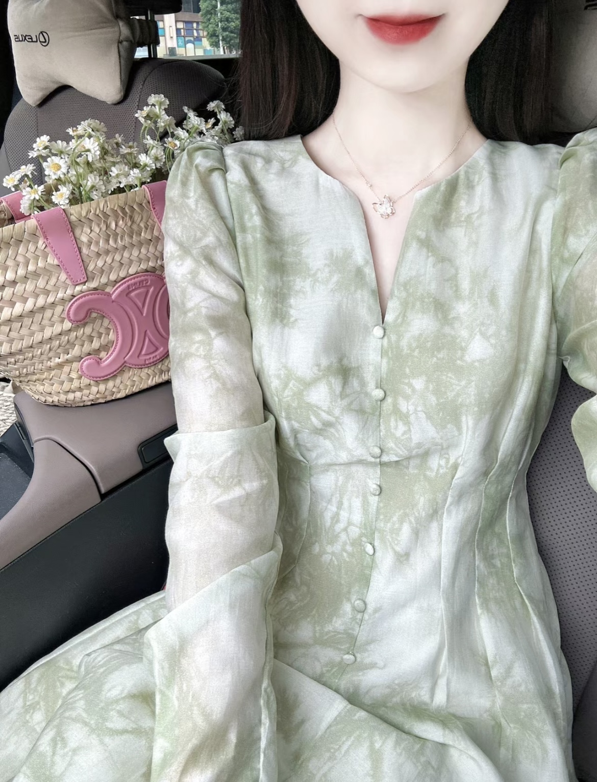 新中式國風水墨畫長袖連衣裙女秋新款復古氣質高級感茶歇法式長裙