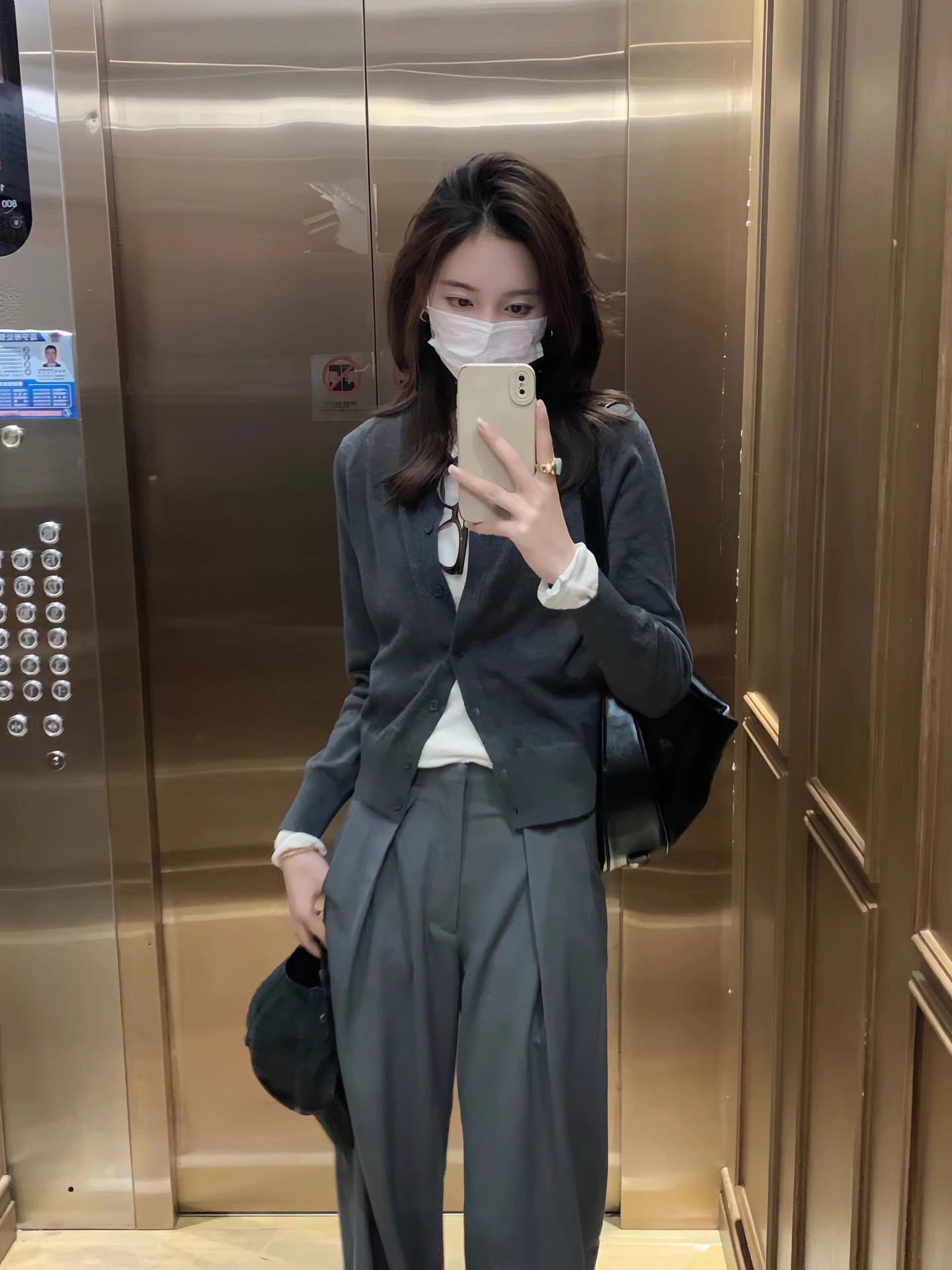 2024新款復古灰色針織衫外套女春秋寬鬆高級感氣質百搭開衫上衣潮