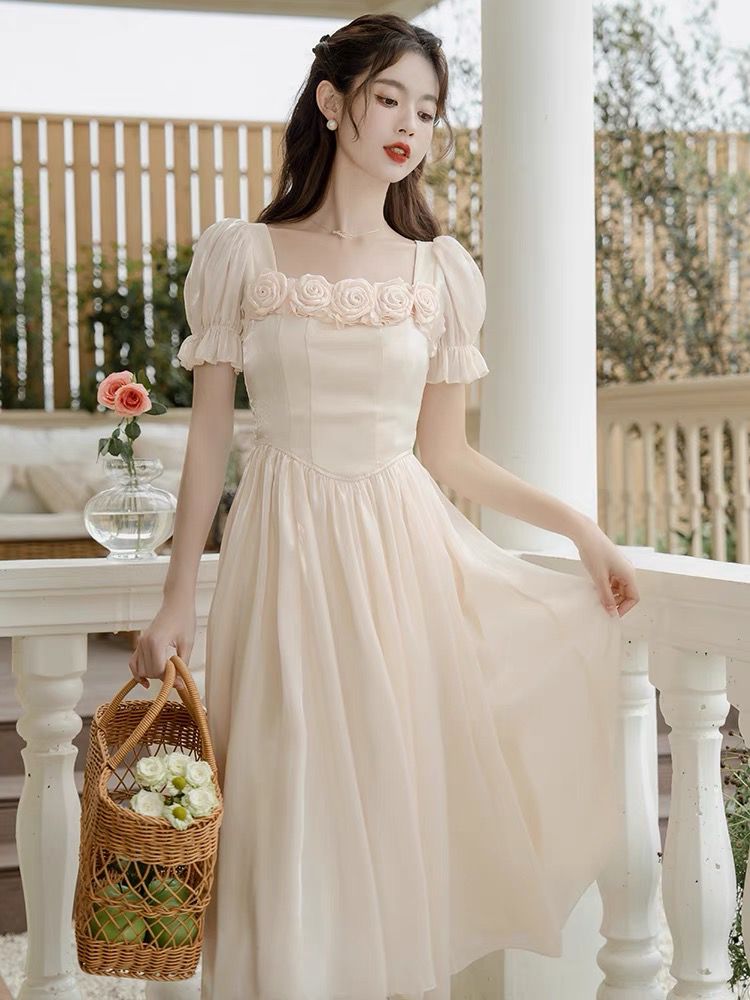 領證登記小禮服高級感法式伴娘服日常可穿輕婚紗在逃公主連衣裙女