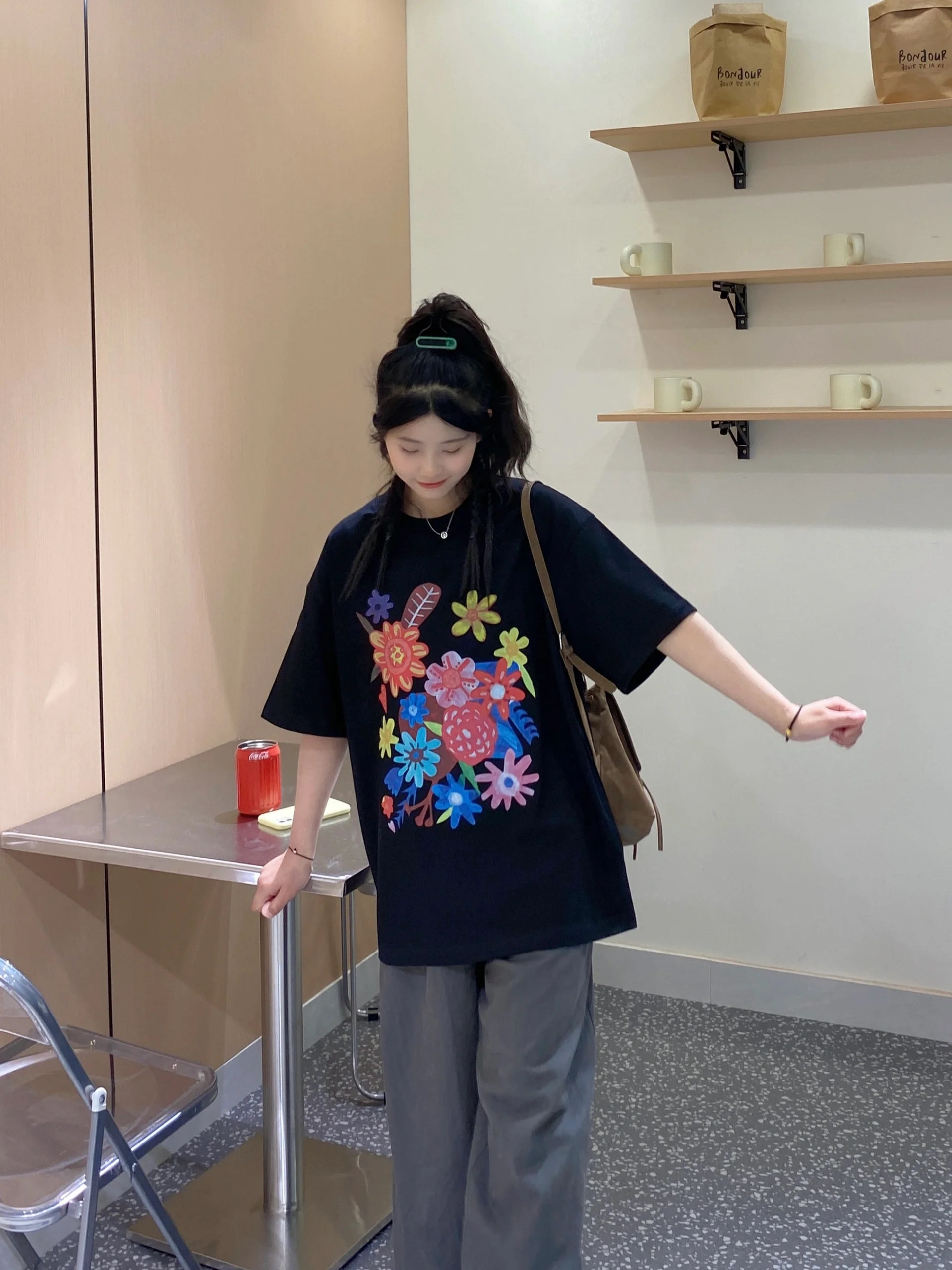 藝術色彩花朵印花短袖T恤女