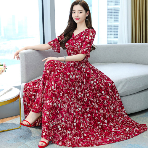 New 2024 short-sleeved women's floral new dress summer chiffon long skirt v-neck high waist covering belly slimming skirt fairy