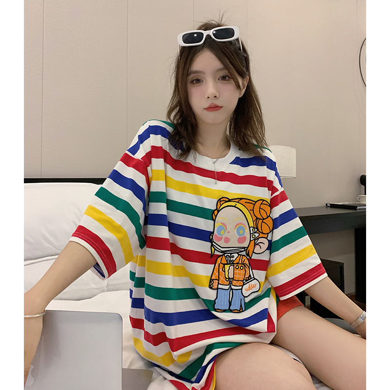 設計感小眾2024年夏季新款T恤女韓版寬鬆彩虹條紋圓領上衣短袖潮