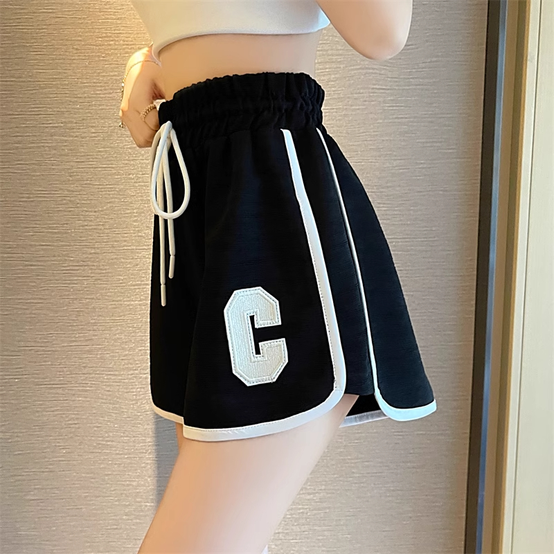 首發實拍夏季新款寬鬆休閒顯瘦闊腿百搭短褲女