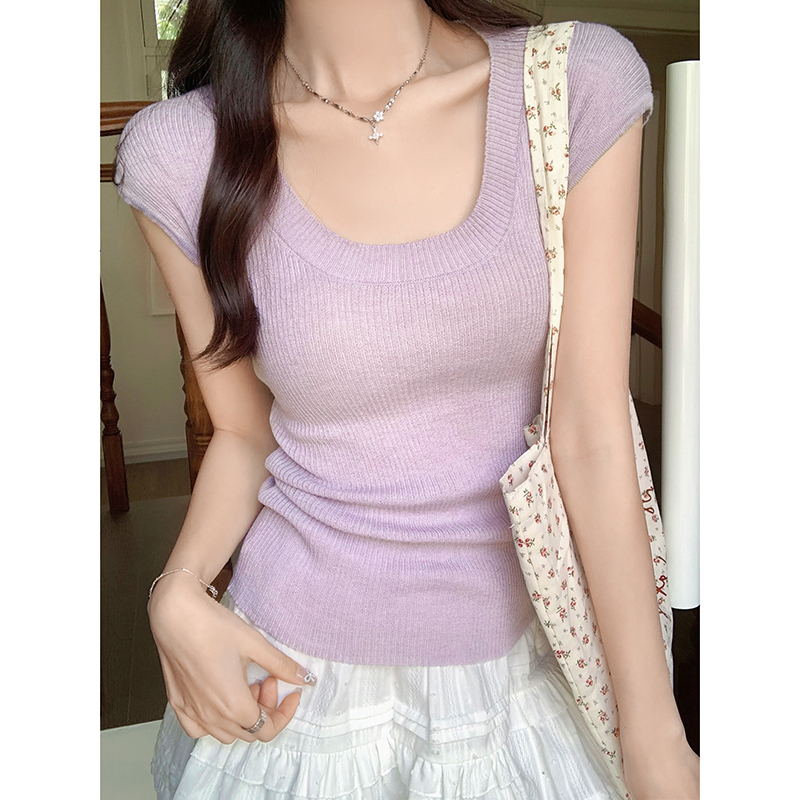 Actual shot of Korean style low-necked short-sleeved knitted bottoming shirt for women in summer thin section for hot girls pure desire simple t-shirt top