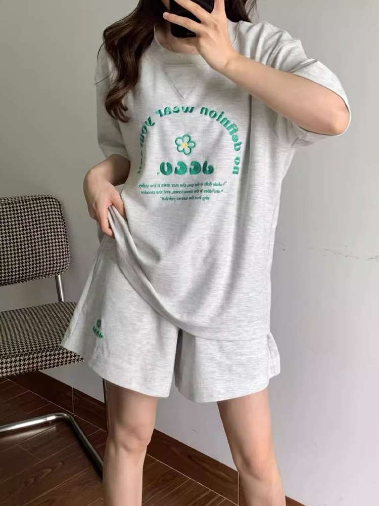 韓版ins寬鬆顯瘦運動服套裝女小個子短袖短褲休閒兩件套