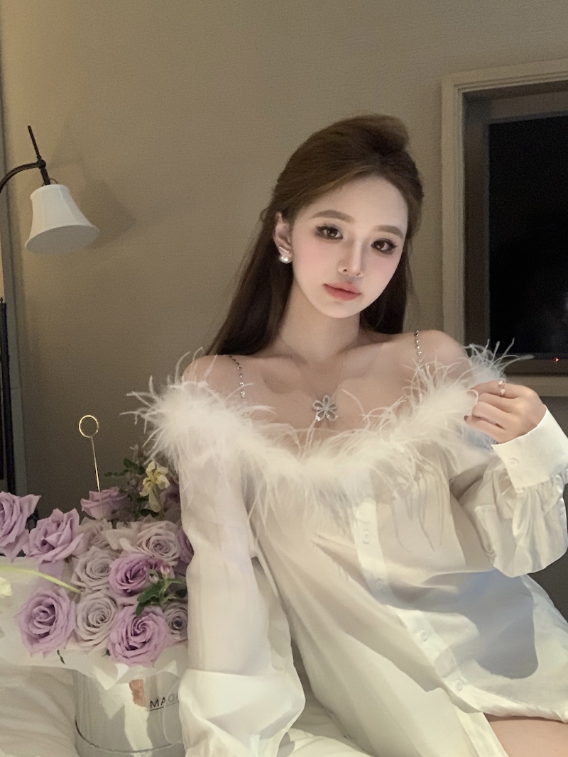實拍 氛圍感寬鬆遮肉顯瘦毛毛一字肩長袖襯衫女