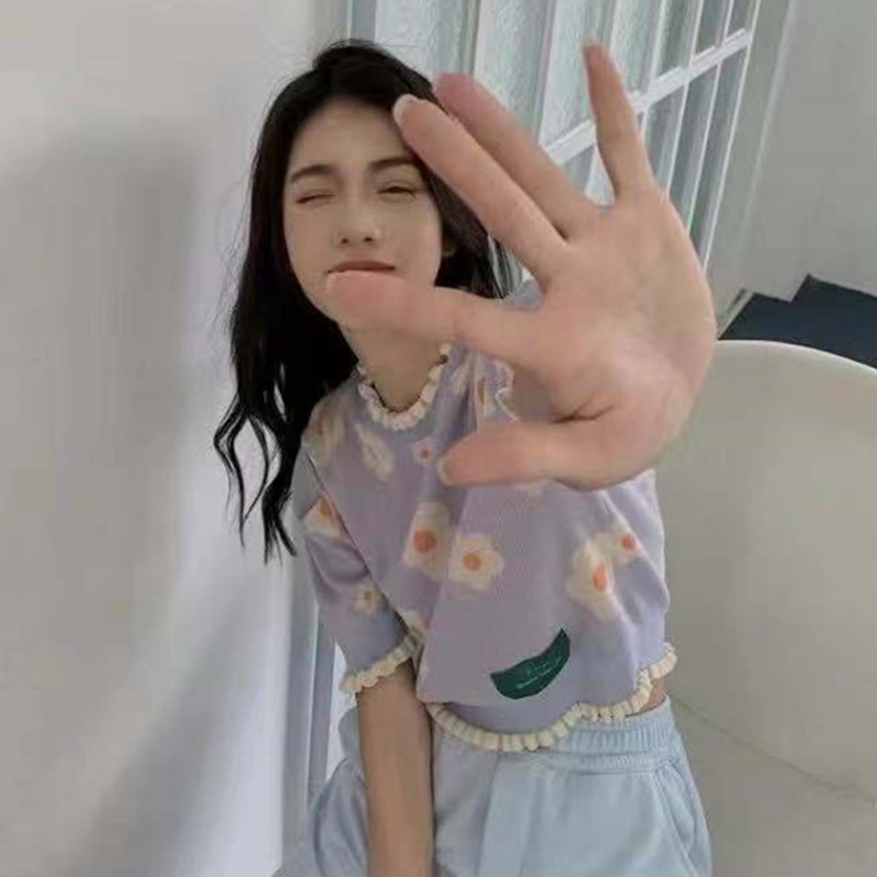 年夏季短袖短款T恤女設計感時尚寬鬆撞色花朵小個子感上衣女