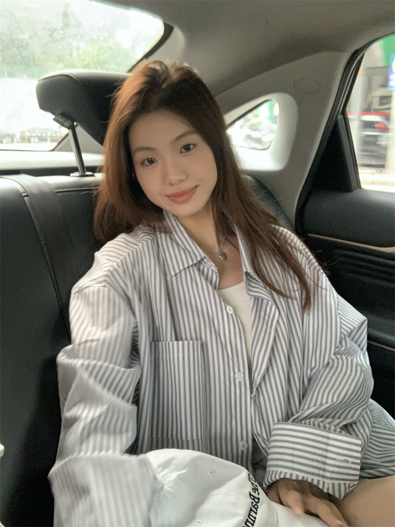實拍~ 韓系小眾條紋寬鬆顯瘦長袖襯衫