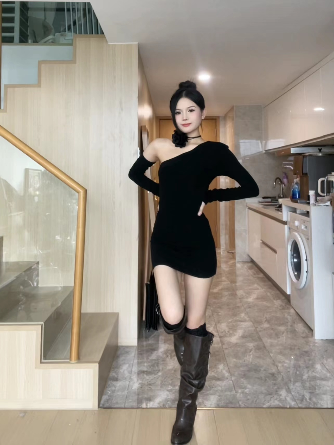 韓國新款時尚小眾設計感斜肩底連衣裙短裙打底裙辣妹包臀裙