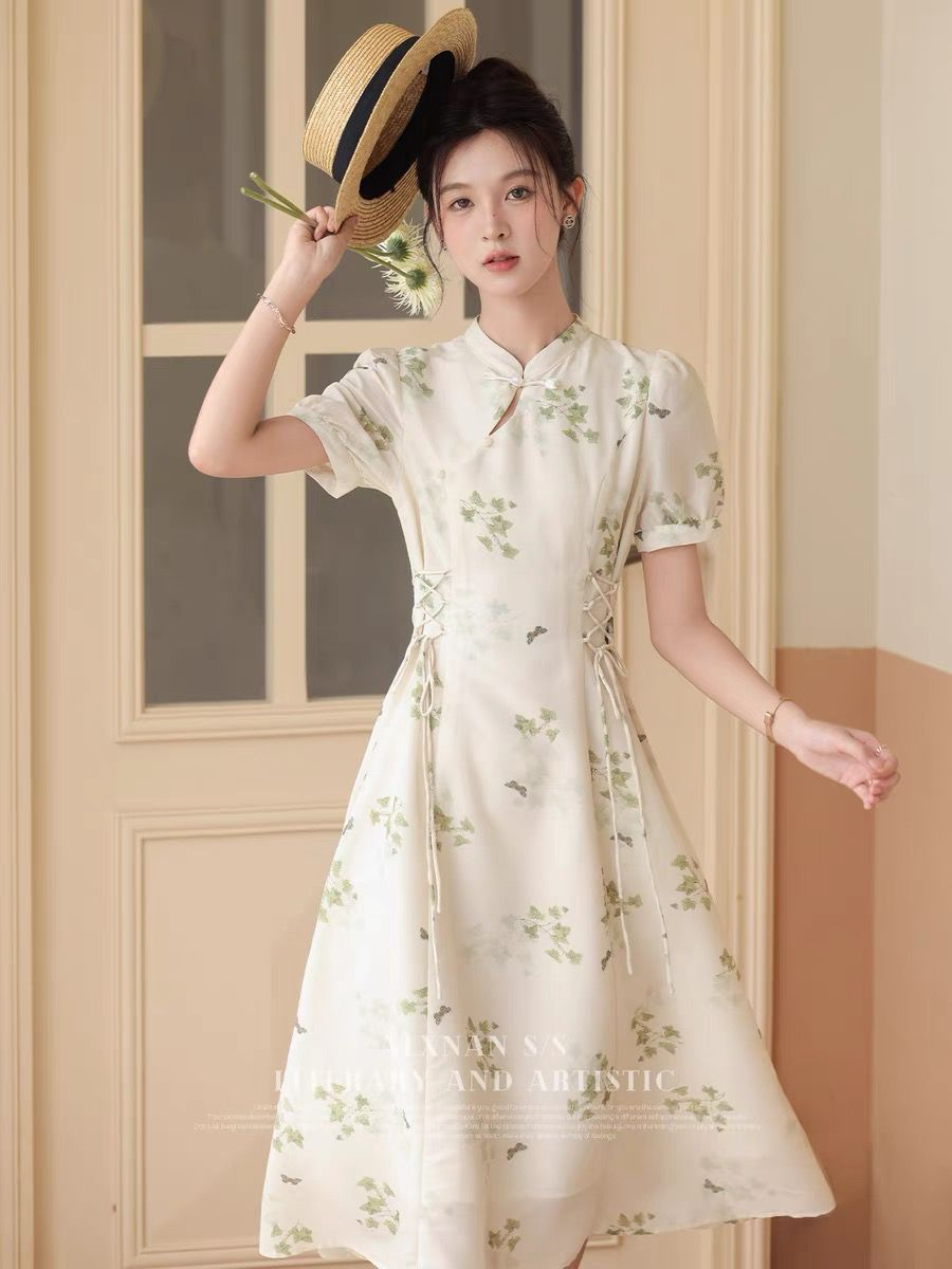 新中式國風旗袍少女年輕款改良氣質顯瘦復古水墨油畫碎花連衣裙子