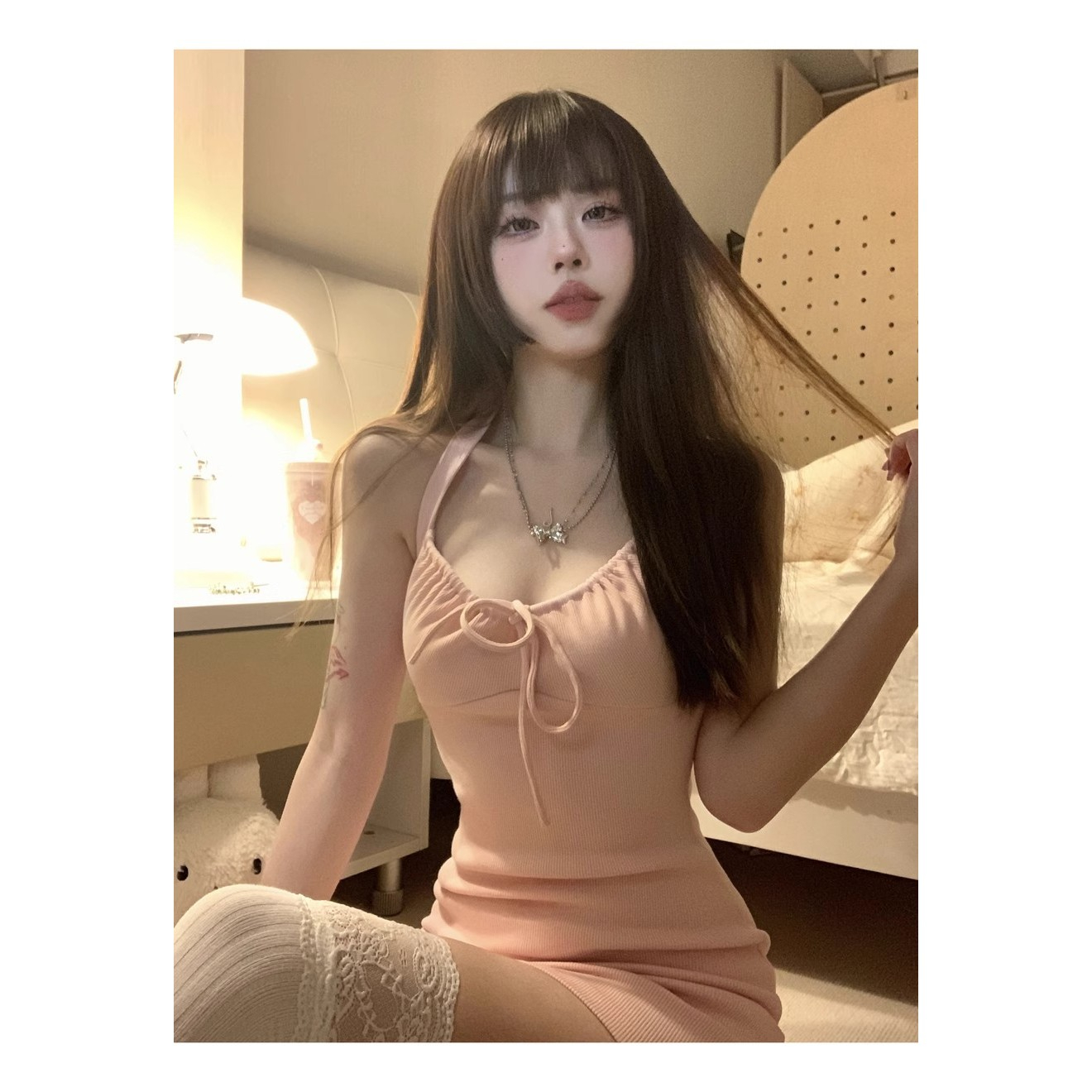 夏季新款辣妹風性感掛脖連衣裙女小個子褶皺系帶收腰緊身包臀裙子