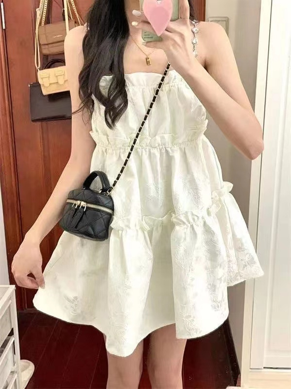純欲風辣妹蓬蓬裙吊帶連衣裙女夏季2024新款清新甜美鏈條吊帶裙潮
