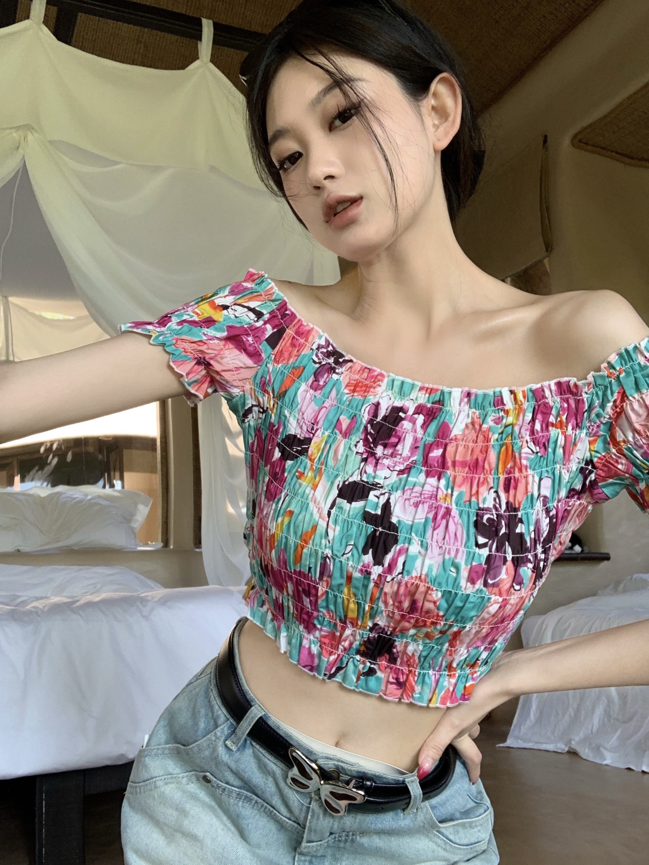 實拍 復古辣妹甜美碎花一字肩修身短款上衣小衫襯衫