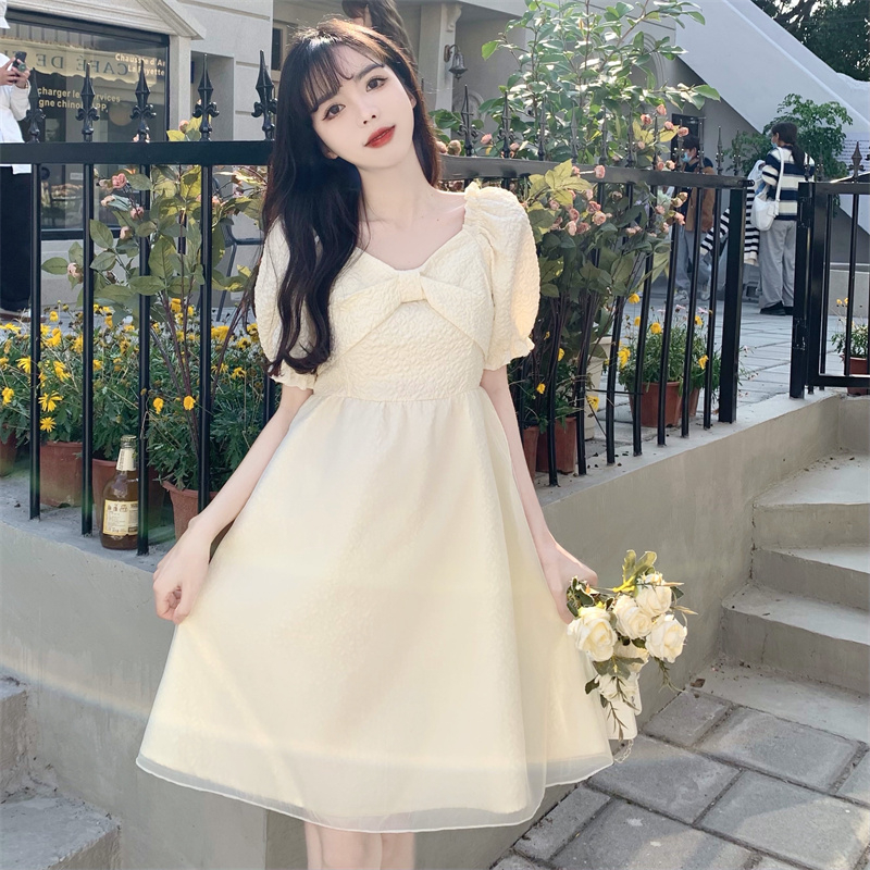 French retro design mesh splicing princess dress for women summer cream yellow sweet temperament puff sleeve dress
