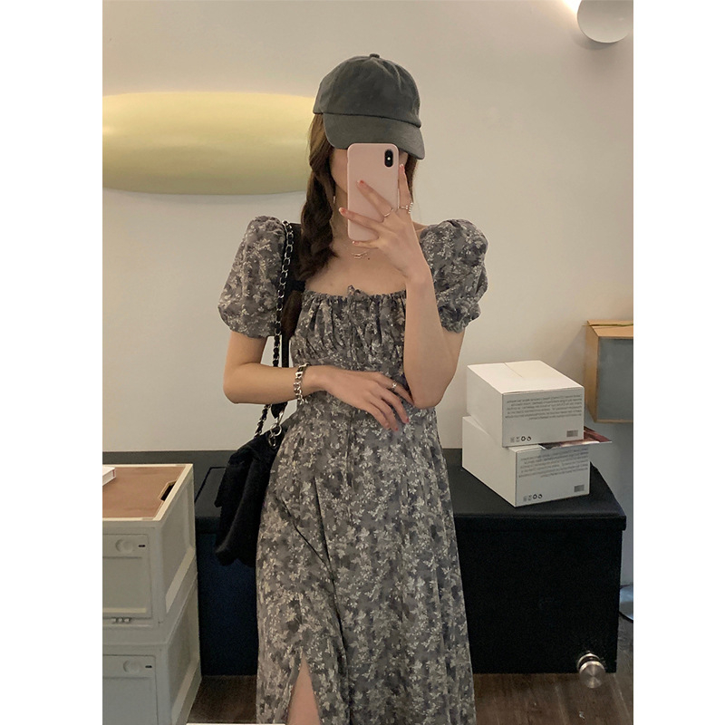 2024夏季歐美女裝方領泡泡袖法式碎花連衣裙開叉大裙擺度假茶歇裙