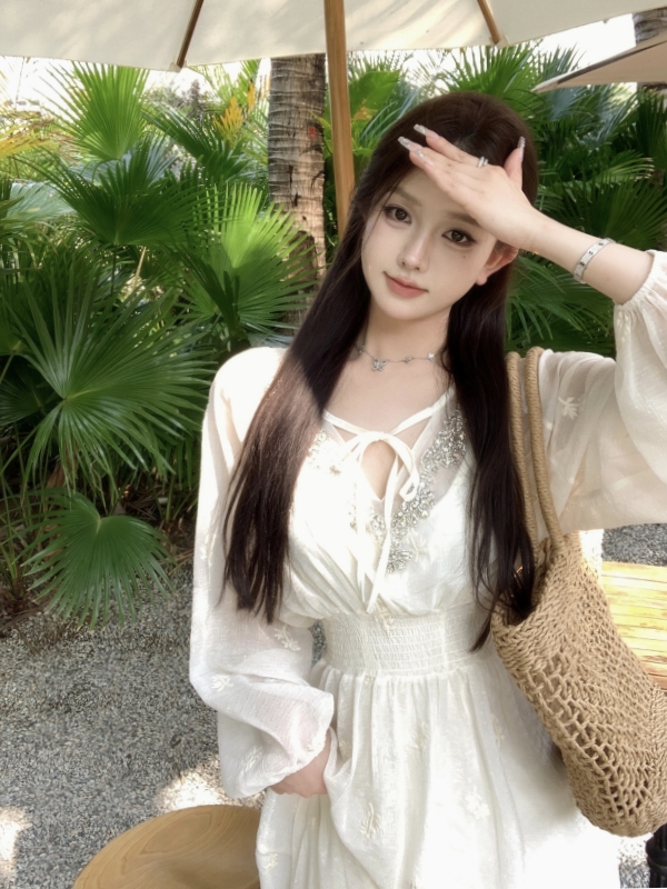 實拍 夏季法式慵懶性感露背V領收腰顯瘦溫柔減齡連衣裙