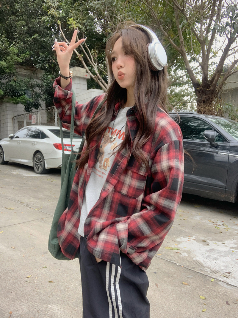 實拍 復古撞色顯白紅色格子長袖襯衫女百搭新款開衫上衣ins潮