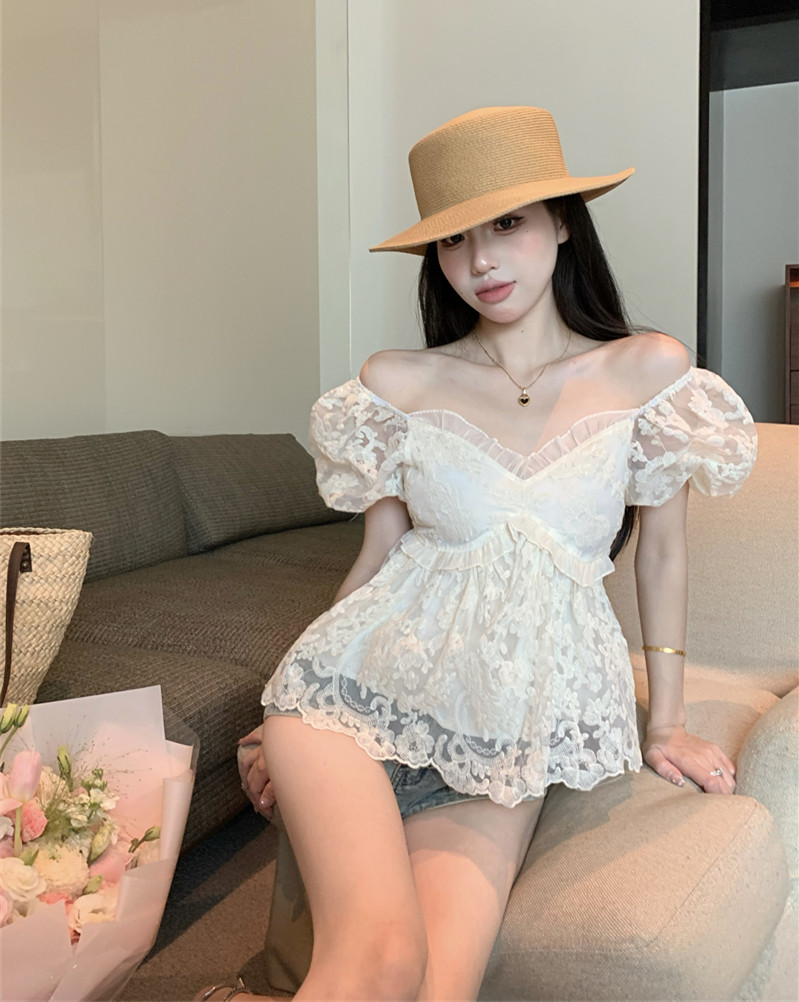 實拍 v領荷葉邊泡泡袖減齡小個子蕾絲衫小衫上衣女
