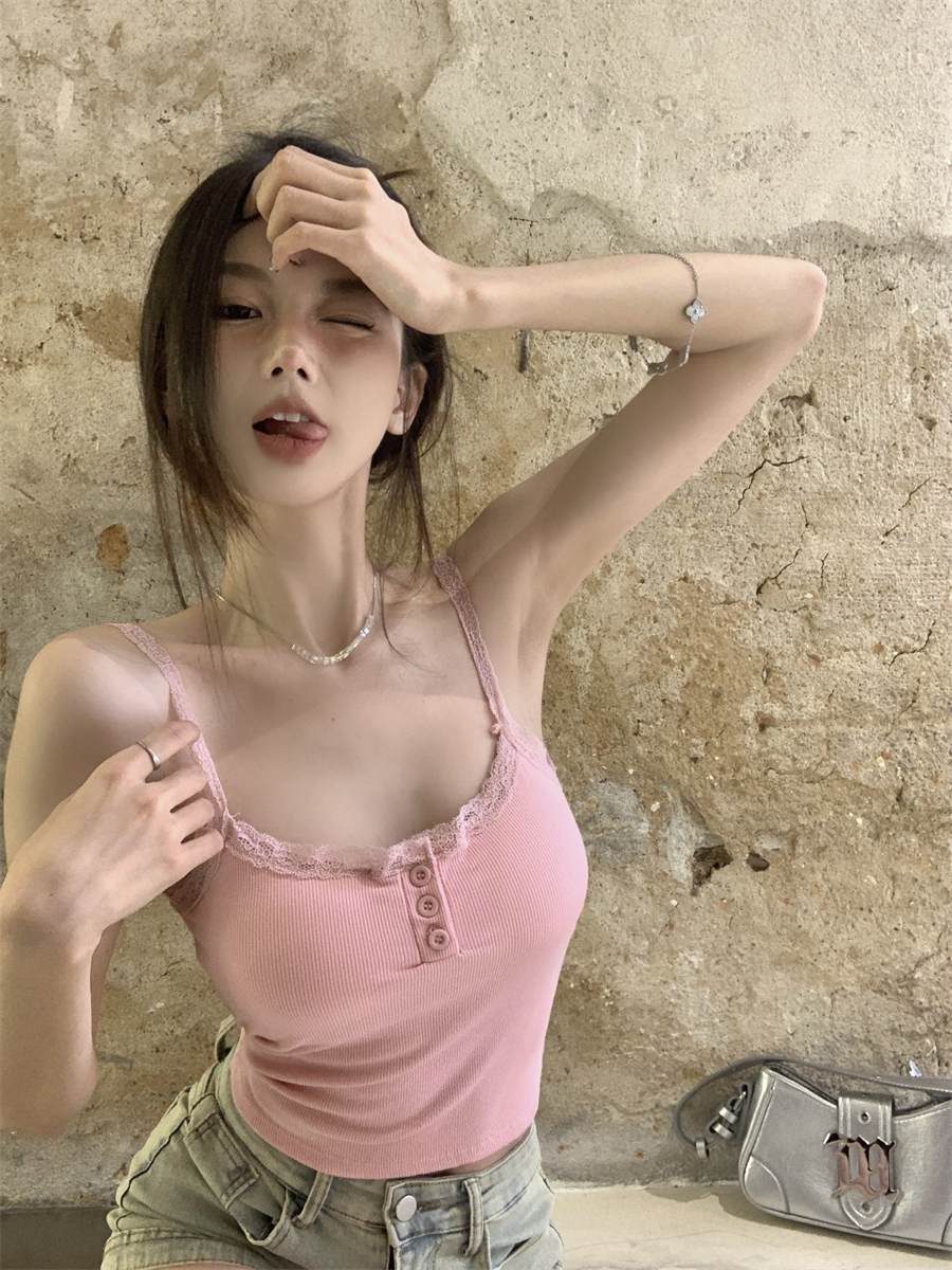 實拍是純欲風蕾絲吊帶粉色帶胸墊背心外穿美背修身內搭短款上衣