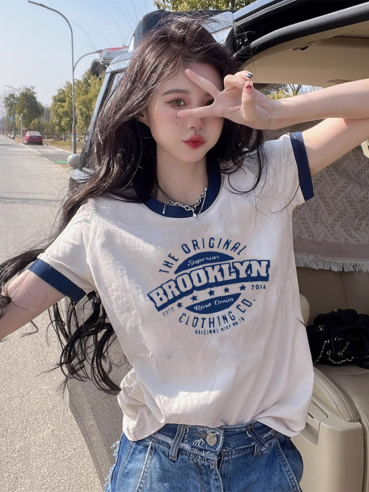 Salt style Hong Kong style niche print contrasting retro T-shirt summer wear new chic short-sleeved women's top with bottoming shirt
