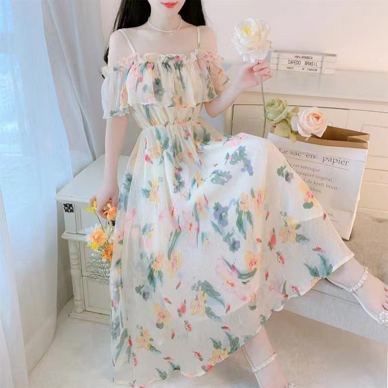 法式甜美吊帶一字肩海邊度假風碎花連衣裙2024新款女夏季森系裙子