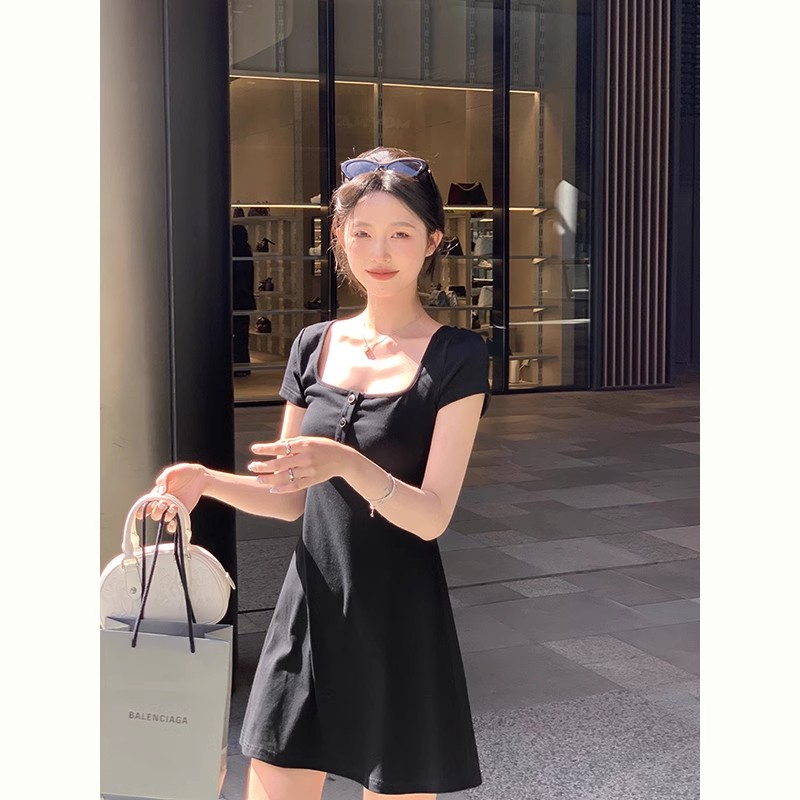 法式復古方領連衣裙女2024夏小個子收腰甜辣A字裙純欲顯瘦小裙子