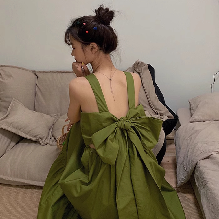 裙子超仙森系牛油果綠吊帶連衣裙甜美露背綠色仙女裙夏女