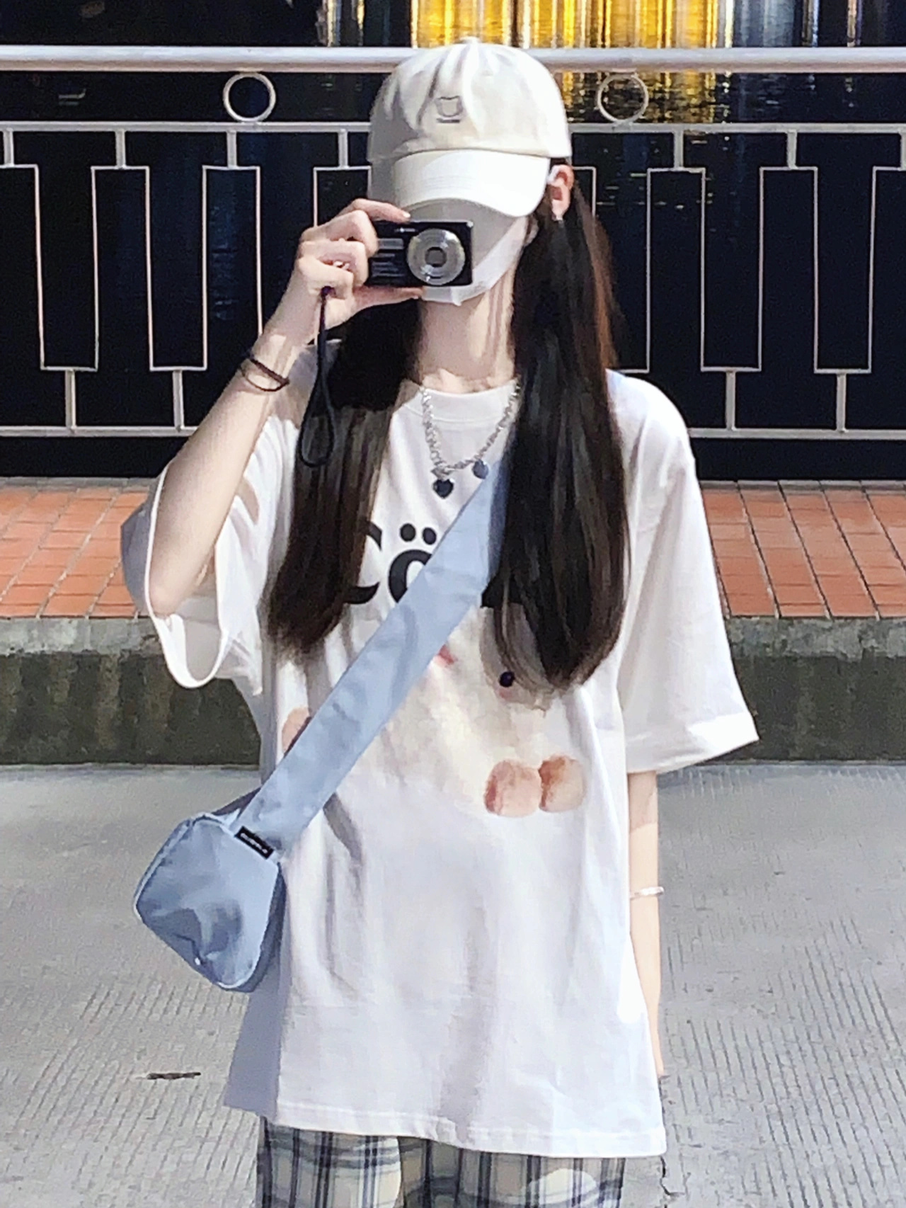 落肩寬鬆版型200克精梳純棉後包邊短袖T恤印花款