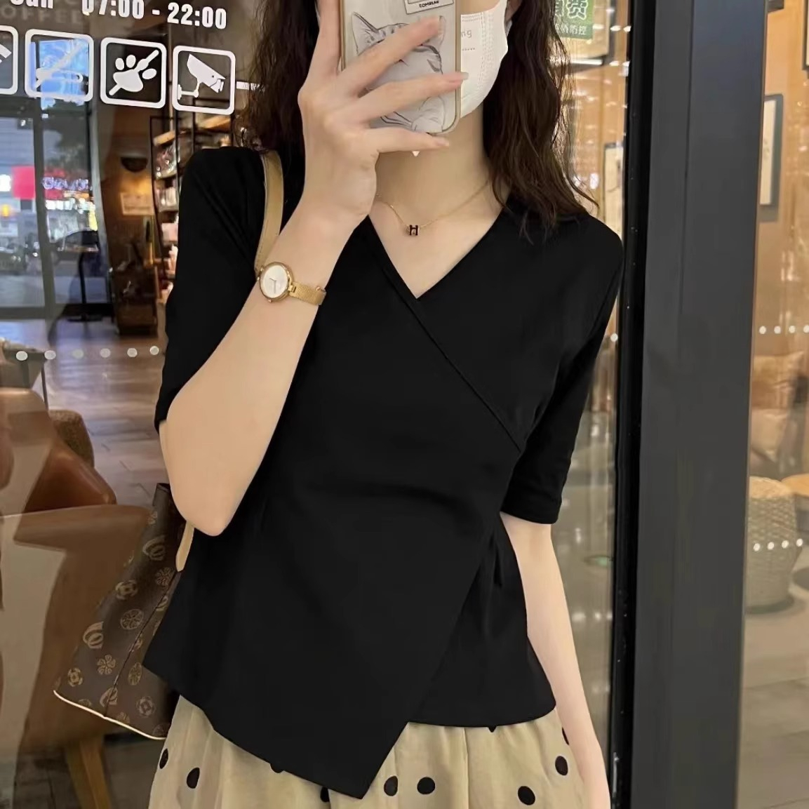 不規則純棉正肩短袖t恤女夏季修身設計感小眾交叉V領短款打底上衣