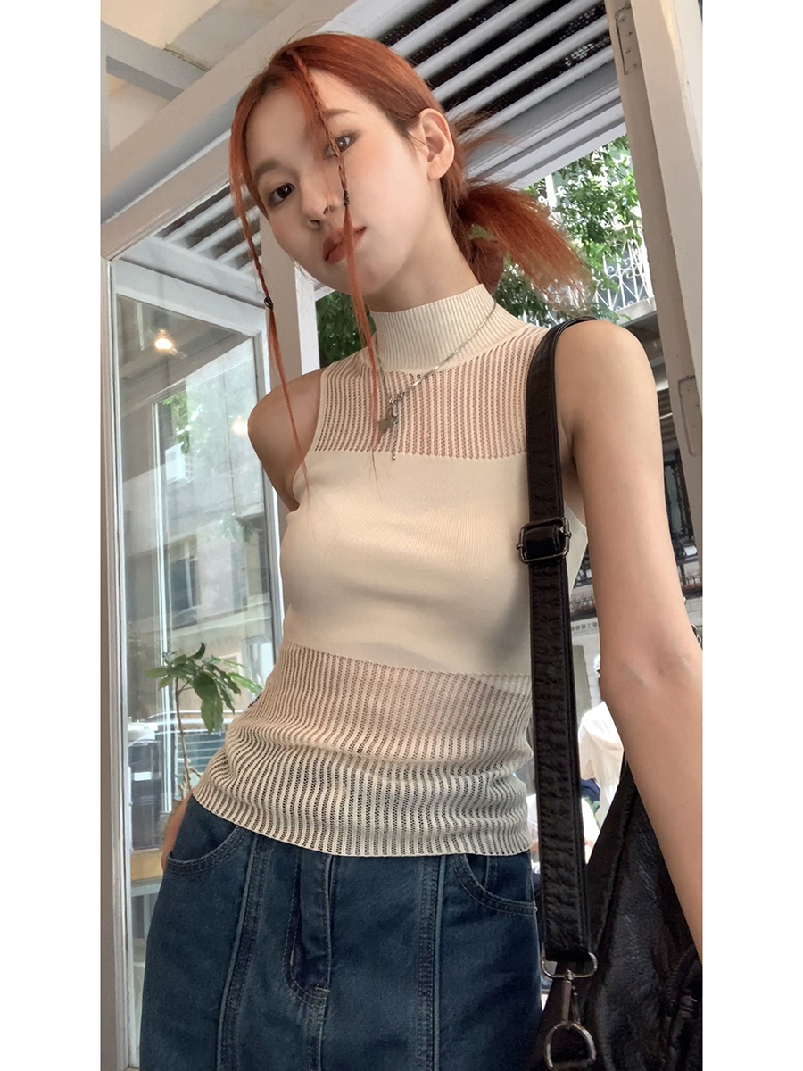 辣妹INS風高級無袖背心女法式獨特别致薄款鏤空性感半高領上衣 夏
