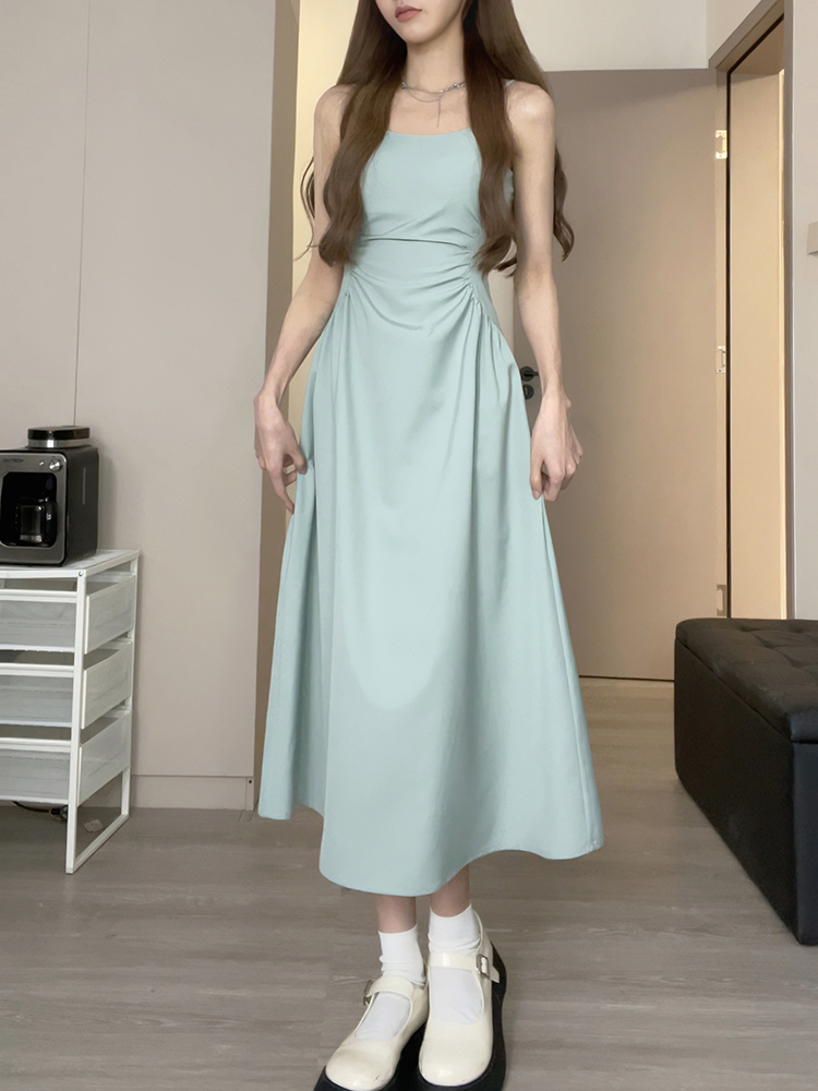 赫本風辣妹吊帶連衣裙子女夏季2024年新款小個子法式氣質顯瘦長裙