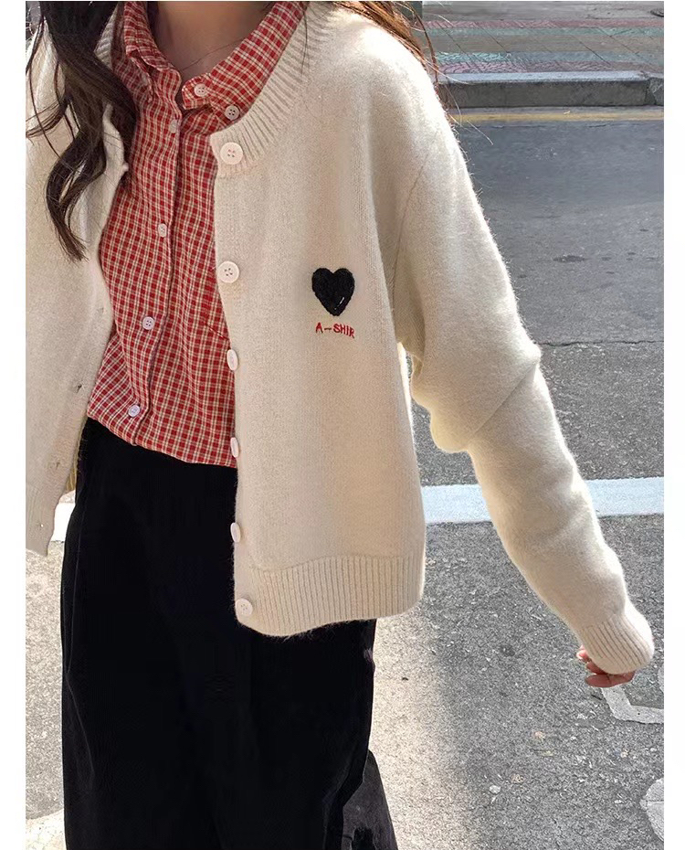 韓系溫柔范兒馨幫幫洋氣小眾設計感減齡愛心刺繡針織開衫外套女