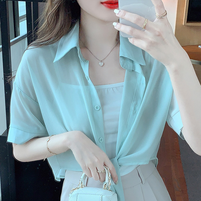 Already shipped 2024 summer small shawl small coat women's sun protection clothing versatile thin short small waistcoat chiffon shirt