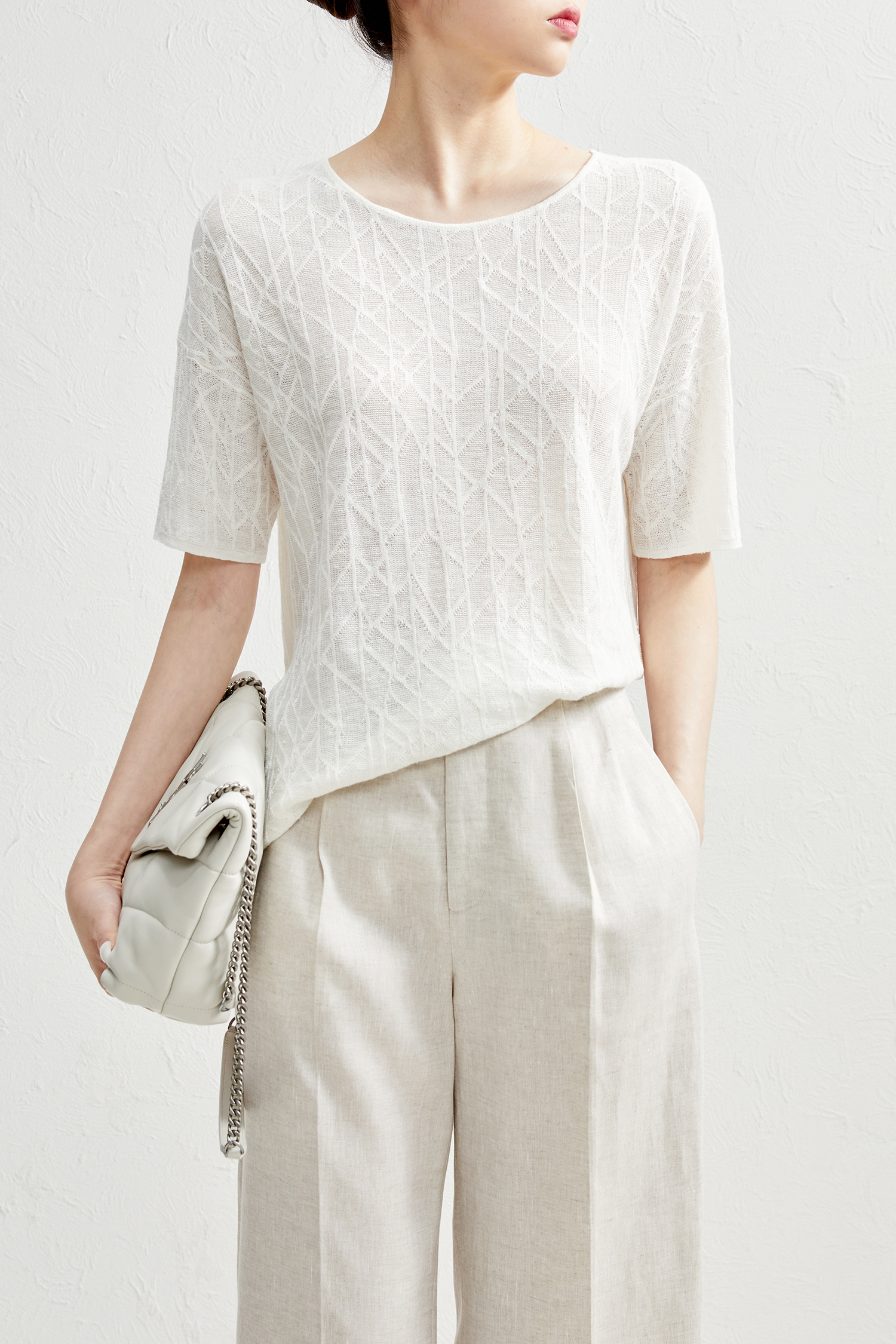 Homemade Hong Kong-style retro knitted top for women during the wine afternoon, autumn temperament, one-shoulder slimming, short bottoming knitwear