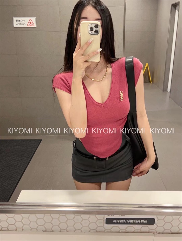 KIYOMI2024夏季新款純欲性感V領上衣女修身褶皺收腰小飛袖針織衫