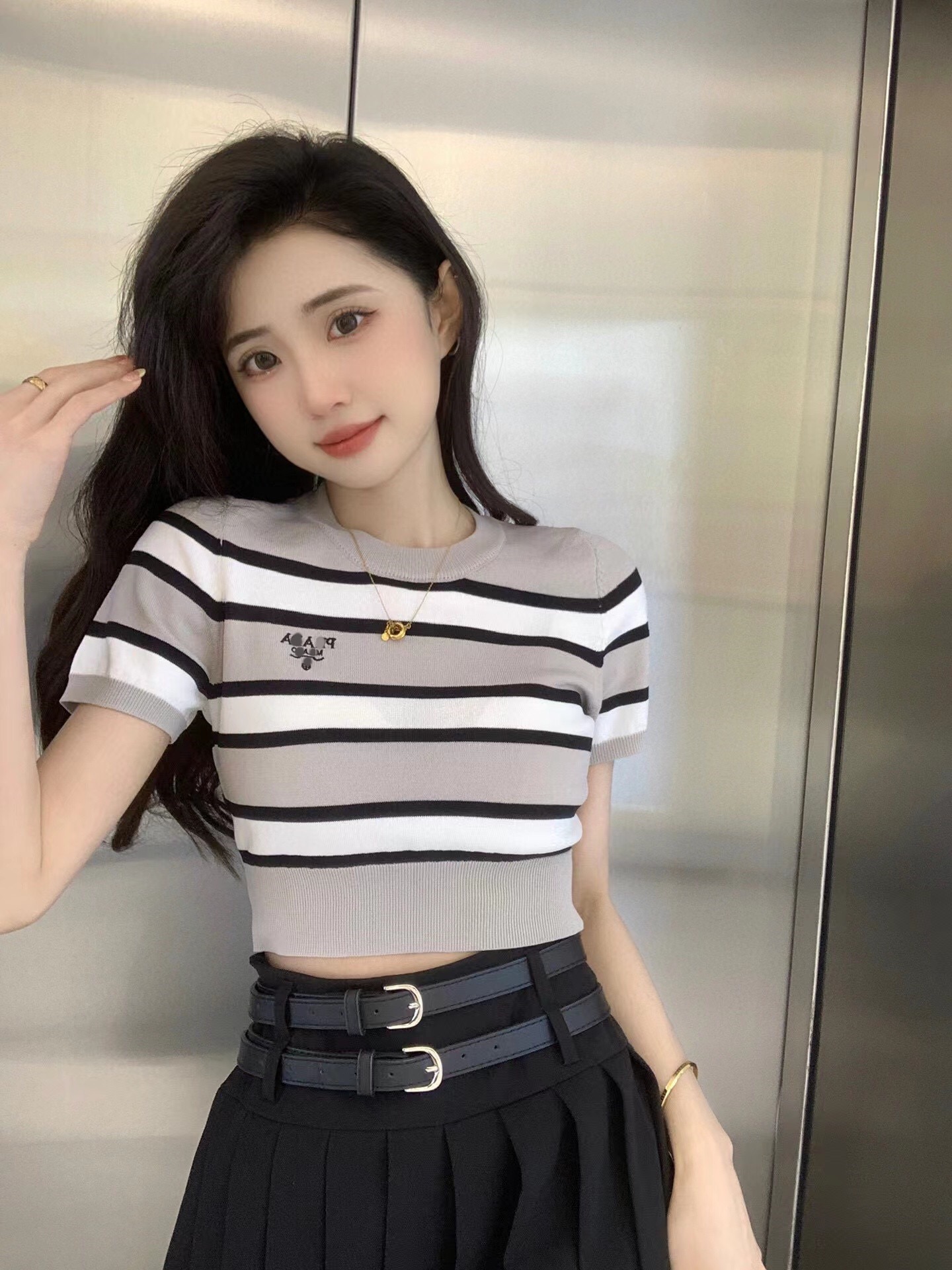 2024夏季小個子上衣條紋字母短袖撞色內搭時尚顯瘦刺繡短款針織衫