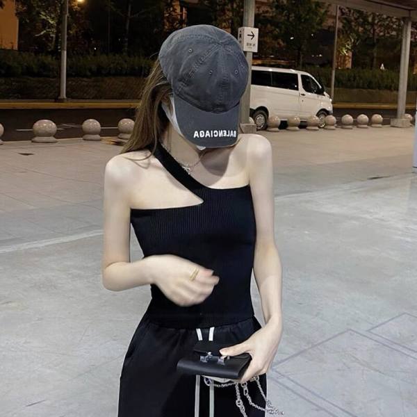 天貓品質美背斜肩掛脖小吊帶背心女內搭外穿時尚打底法式上衣