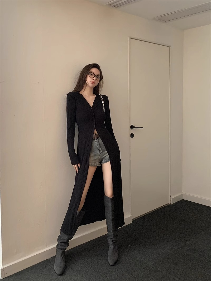 官圖 中長款連衣裙女春夏薄款氣質黑色V領長袖防曬外套女開衫上衣