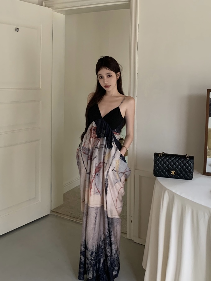 實拍 國風水墨印花連衣裙女小眾設計感吊帶性感V領慵懶風
