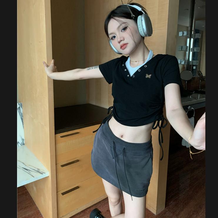 螺紋 設計感掛脖假兩件短袖T恤女夏季抽繩修身短款深灰色上衣韓版