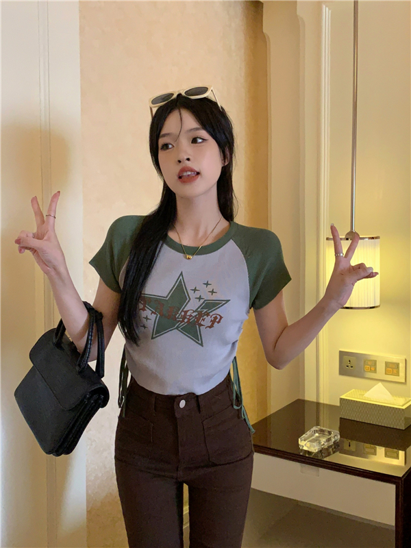 Real shot of retro hot girl star raglan short-sleeved knitted T-shirt for women with design strappy top