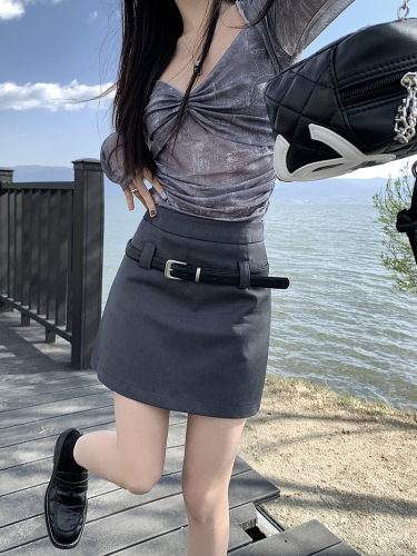 High-quality spring and summer new thin solid color slimming skirt for women with double waist and versatile belt showing leg length skirt