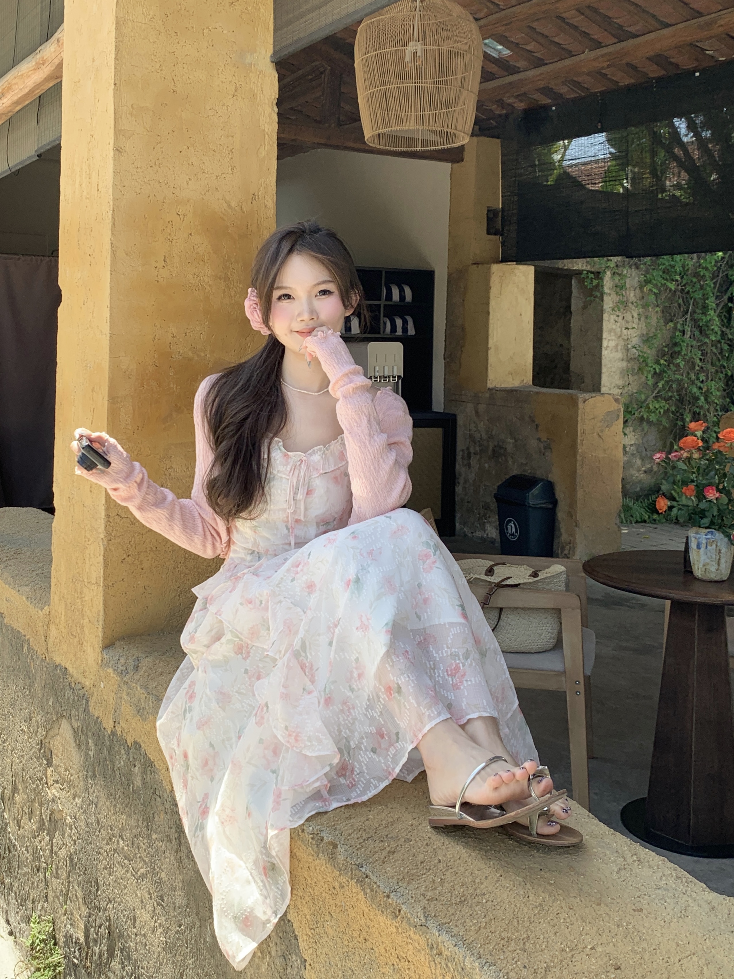 實拍~溫柔風氣質粉色碎花吊帶收腰長款連衣裙+百搭開衫套裝