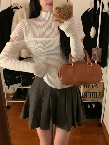 Actual shot of retro slim-fitting half-high collar hollow design knitted top with western style niche pullover bottoming shirt