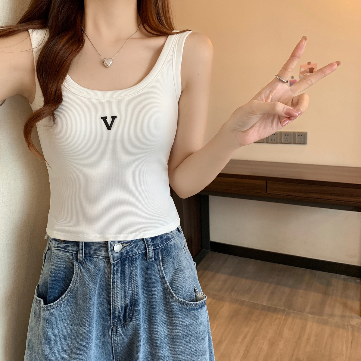 春夏純棉美背背心女防走光固定帶胸墊內搭外穿打底無袖上衣