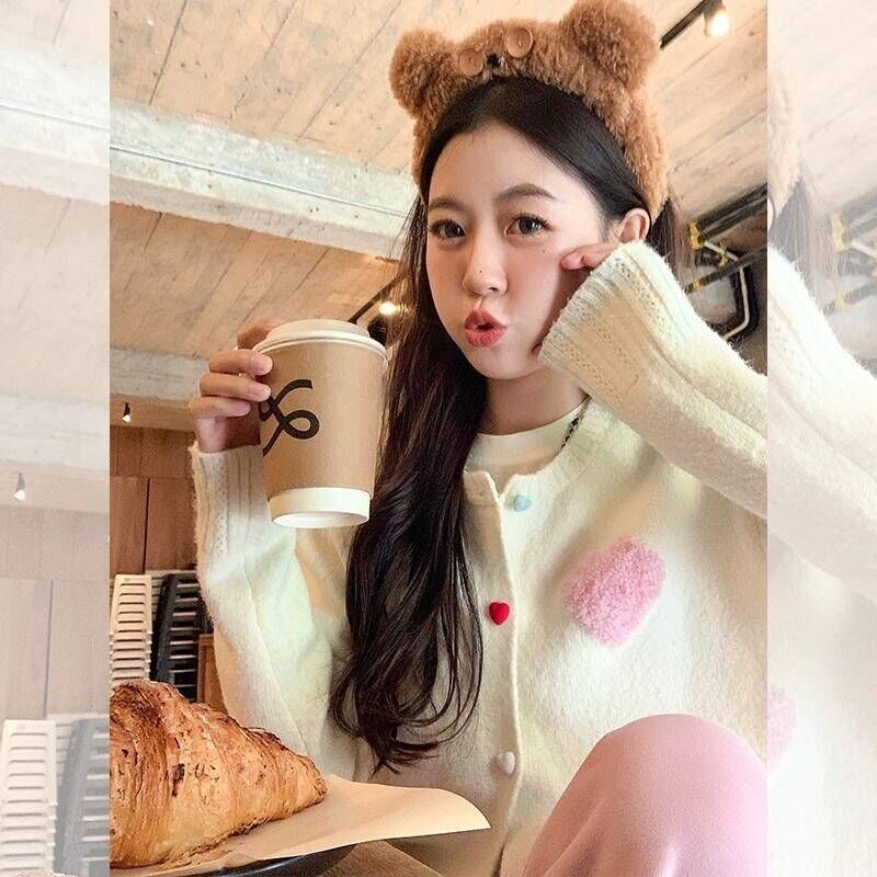 曾小咸 HADDGISYSTUDIO秋冬韓版愛心毛織開衫女甜美溫柔內搭外套