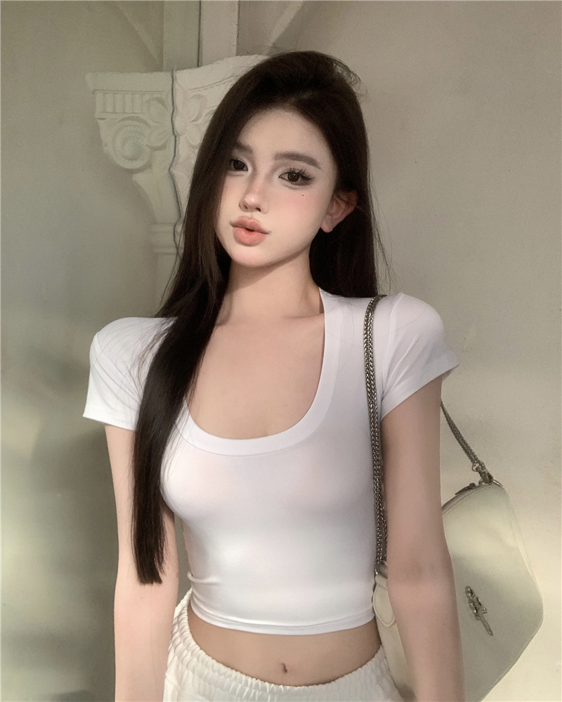 實拍~短款露臍女短袖t恤性感緊身辣妹顯瘦低U領熱辣上衣